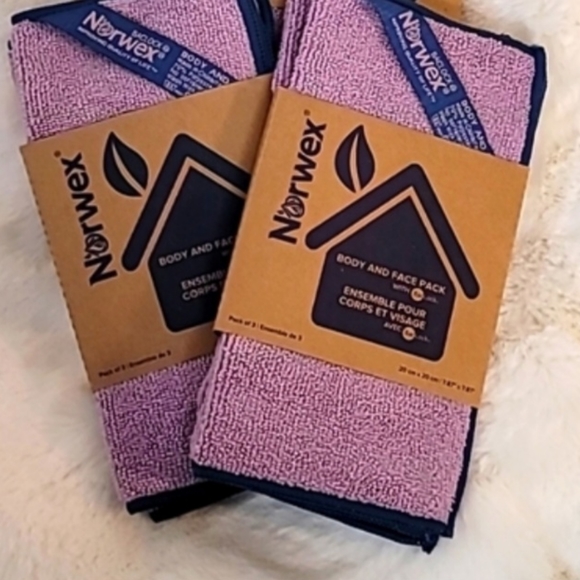 Norwex Bath Limited Edition Norwex Body And Face Cloths Poshmark